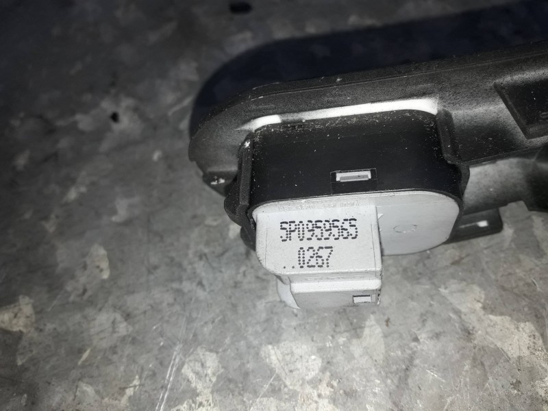 Recambio de mando multifuncion para seat leon (1p1) referencia OEM IAM 5P0959565  