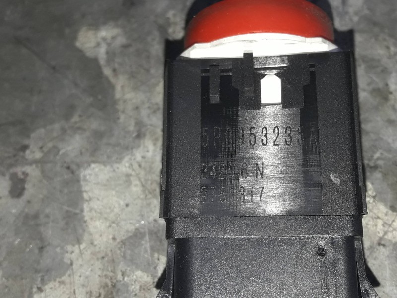 Recambio de warning para seat leon (1p1) referencia OEM IAM 5P0953235A  