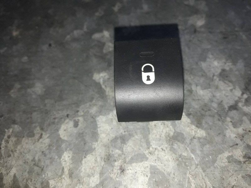 Recambio de mando bloqueo puertas para peugeot 207 referencia OEM IAM 86570636XI  