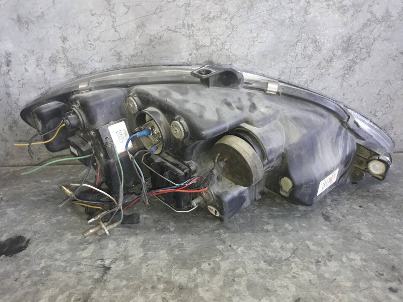 Recambio de faro izquierdo para seat leon (1p1) referencia OEM IAM SK340236105  