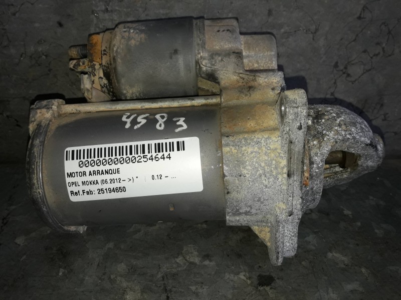 Recambio de motor arranque para opel mokka referencia OEM IAM 25194650 0001170611 BOSCH