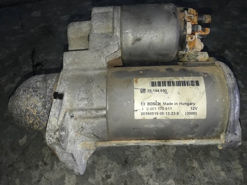 Recambio de motor arranque para opel mokka referencia OEM IAM 25194650 0001170611 BOSCH