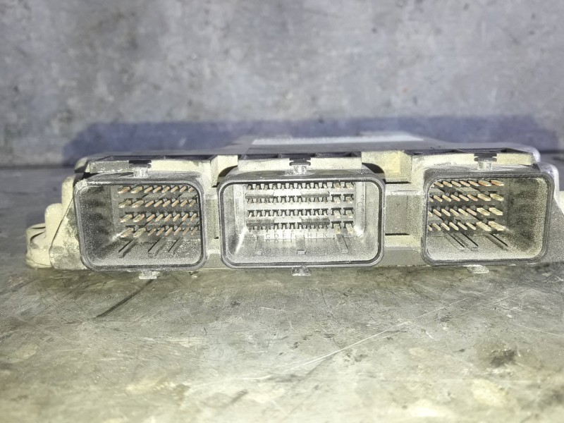 Recambio de centralita motor uce para peugeot 207 referencia OEM IAM 0281012529 9663475880 BOSCH