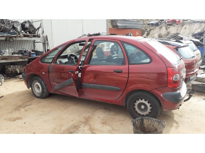 citroen xsara picasso del año 2000