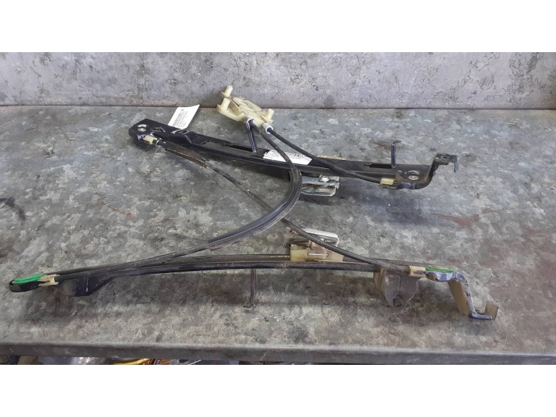Recambio de elevalunas delantero izquierdo para seat leon (1p1) referencia OEM IAM  ELECTRICO SIN MOTOR
