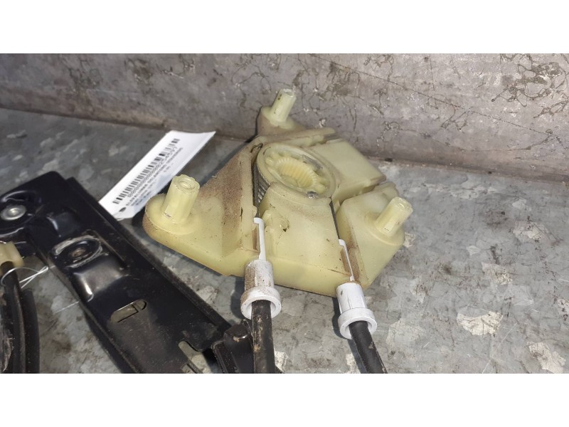 Recambio de elevalunas delantero izquierdo para seat leon (1p1) referencia OEM IAM  ELECTRICO SIN MOTOR