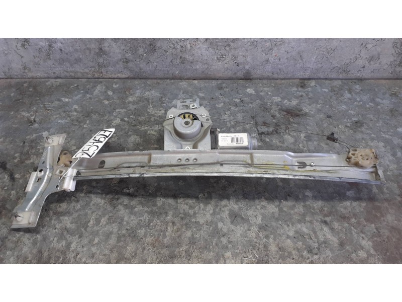 Recambio de elevalunas delantero derecho para peugeot 207 referencia OEM IAM 9681182280S ELECTRICO CON MOTOR
