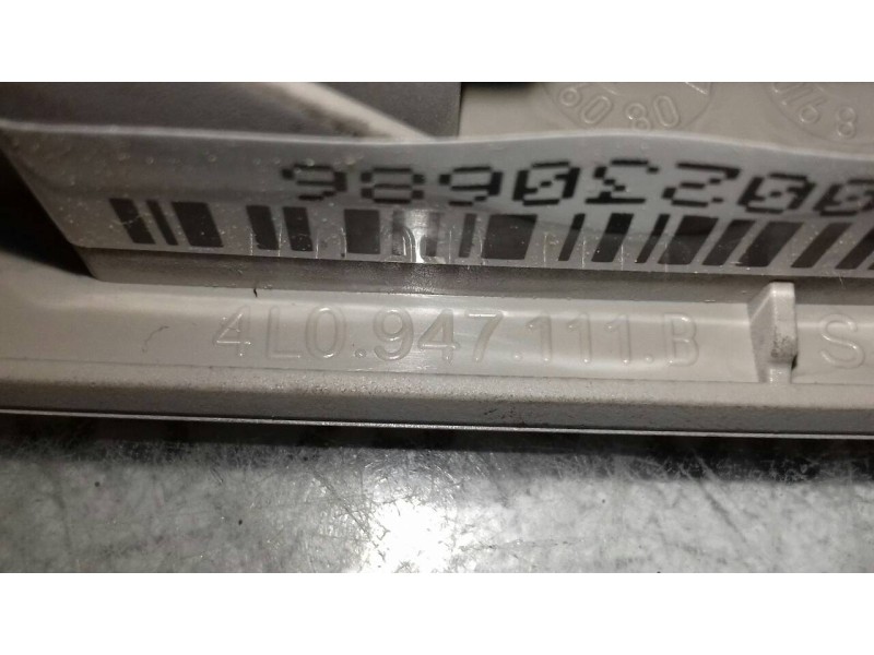 Recambio de luz interior para audi a6 berlina (4f2) 3.0 tdi quattro (171kw) referencia OEM IAM 4L0947111B  