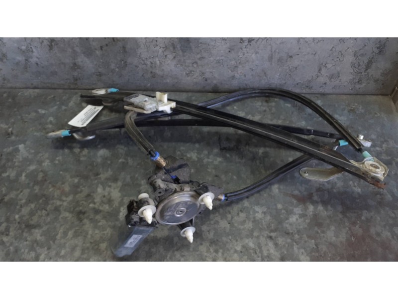 Recambio de elevalunas delantero derecho para chrysler voyager (rg) referencia OEM IAM EA07347 ELECTRICO CON MOTOR