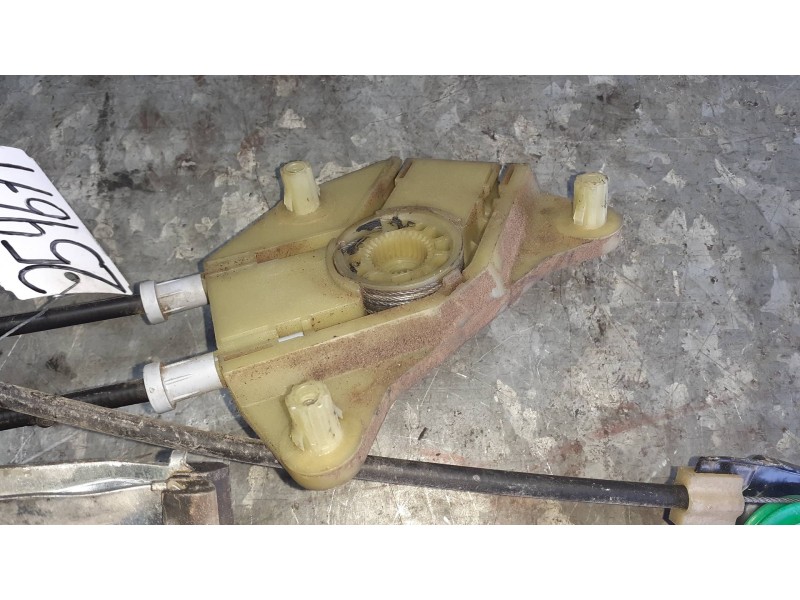 Recambio de elevalunas delantero derecho para seat leon (1p1) referencia OEM IAM  ELECTRICO SIN MOTOR