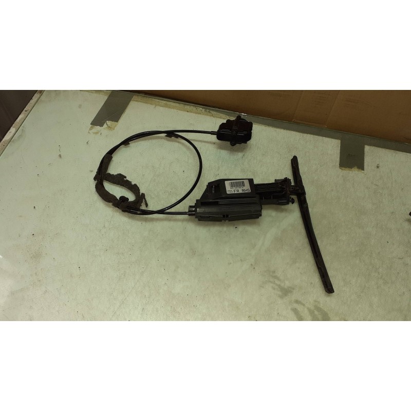 Recambio de moldura para ford focus lim. business referencia OEM IAM BM51A201A56AL 0104132401X CABLE PUERTA