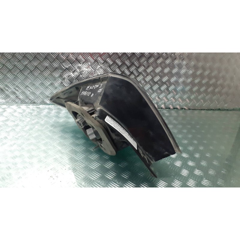 Recambio de piloto trasero derecho para mazda 3 berlina (bk) 1.6 vvt active referencia OEM IAM 082161964RR  082161964R