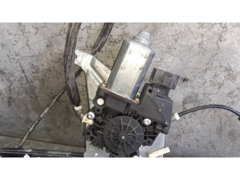 Recambio de elevalunas delantero derecho para audi a3 (8l) referencia OEM IAM 8L3837398A ELECTRICO CON MOTOR