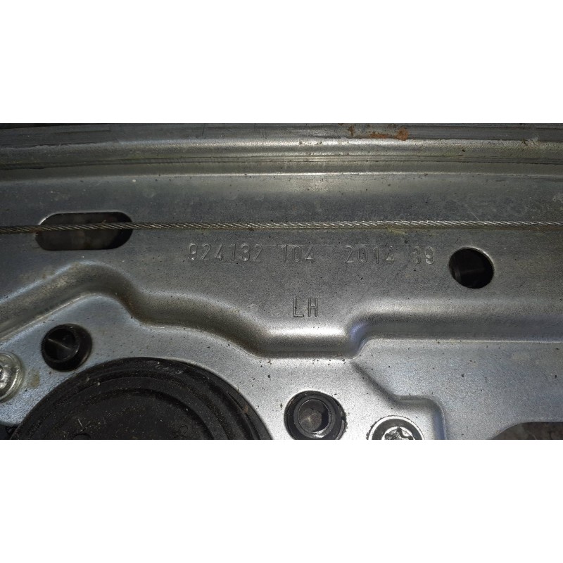 Recambio de elevalunas trasero izquierdo para ford focus lim. (cb8) referencia OEM IAM 924132104201439 ELECTRICO CON MOTOR