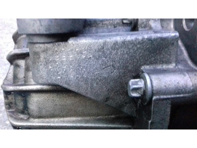 Recambio de caja cambios para opel zafira b cosmo referencia OEM IAM M32  6 VELOCIDADES