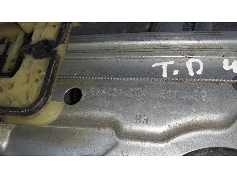 Recambio de elevalunas trasero derecho para ford focus lim. (cb8) referencia OEM IAM 924131104 ELECTRICO CON MOTOR