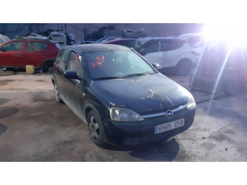 opel corsa c del año 2003