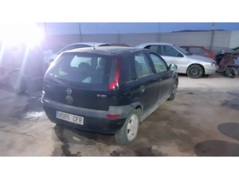 opel corsa c del año 2003