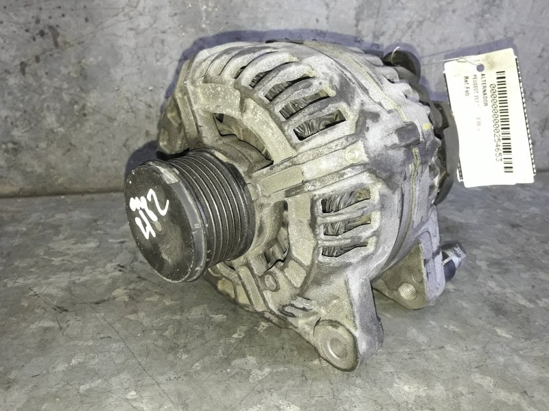 Recambio de alternador para peugeot 207 referencia OEM IAM   