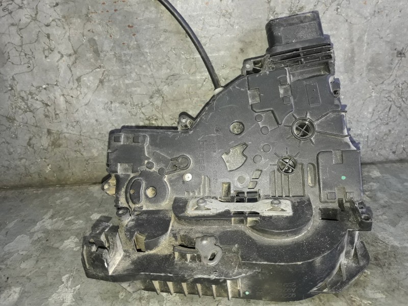 Recambio de cerradura puerta trasera izquierda para volkswagen sharan (7n1) referencia OEM IAM 7N0839015B 911006102 922092103