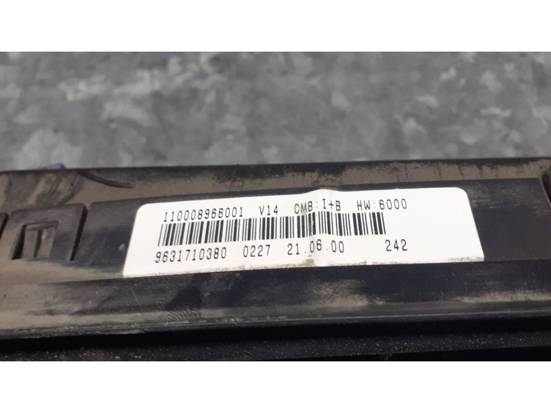 Recambio de cuadro instrumentos para citroen xsara picasso referencia OEM IAM 9631710380 110008966001 963171380