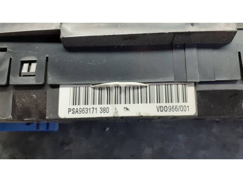 Recambio de cuadro instrumentos para citroen xsara picasso referencia OEM IAM 9631710380 110008966001 963171380