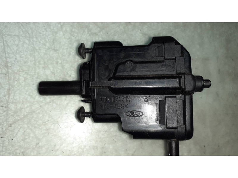 Recambio de moldura para ford focus lim. business referencia OEM IAM BM51A201A56AL 0104132401X CABLE PUERTA