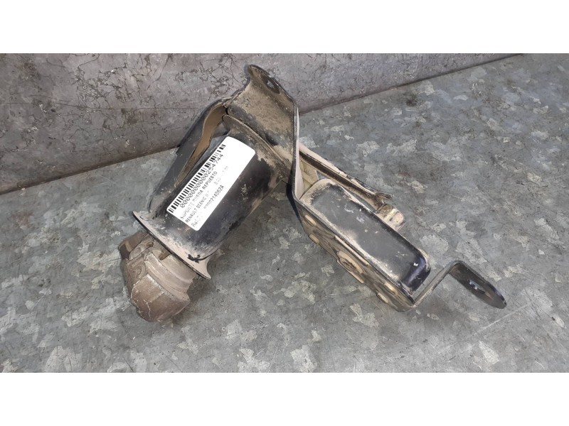 Recambio de soporte rueda repuesto para renault scenic ii referencia OEM IAM 8200214062A  