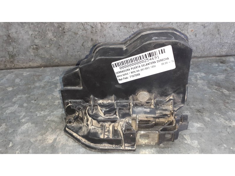 Recambio de cerradura puerta delantera derecha para bmw serie 1 berlina (e81/e87) 120d referencia OEM IAM 7167068  