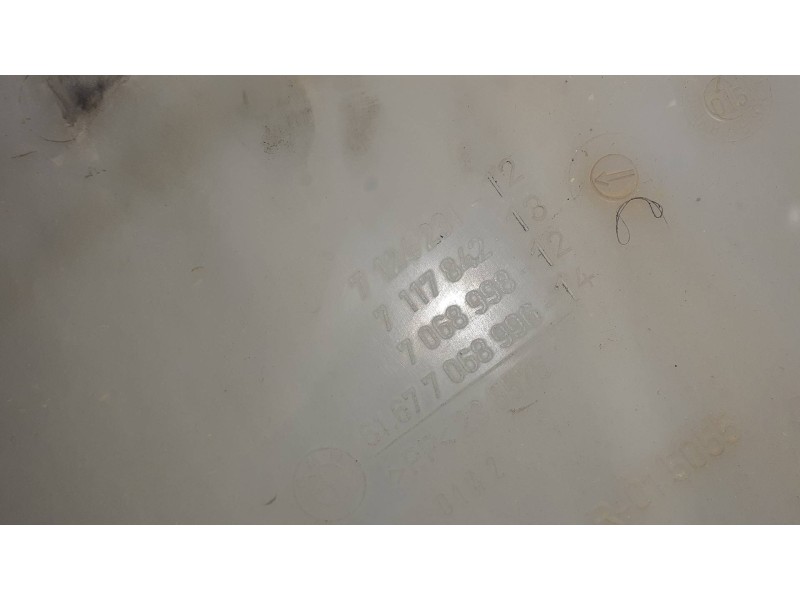 Recambio de deposito limpia para bmw serie 3 berlina (e90) referencia OEM IAM 7124231 7117842 7068998