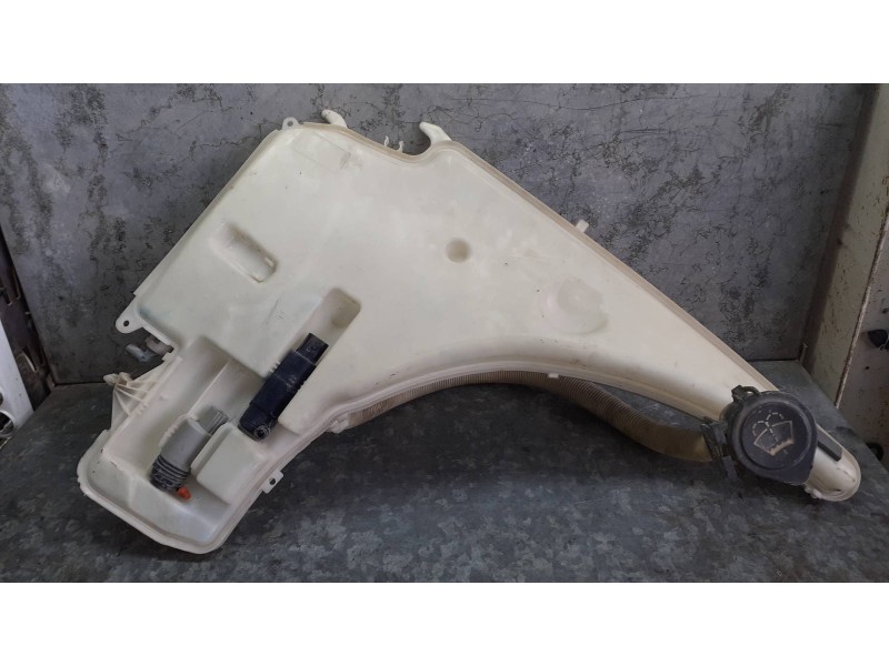 Recambio de deposito limpia para bmw serie 3 berlina (e90) referencia OEM IAM 7124231 7117842 7068998