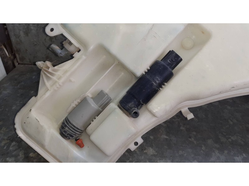 Recambio de deposito limpia para bmw serie 3 berlina (e90) referencia OEM IAM 7124231 7117842 7068998