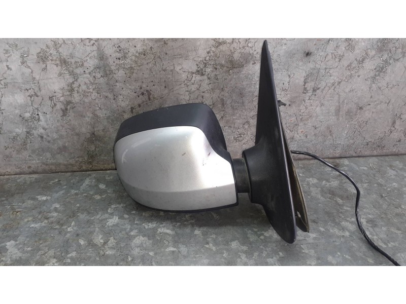 Recambio de retrovisor derecho para dacia sandero referencia OEM IAM 963016848R  