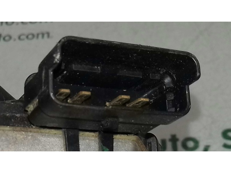 Recambio de motor limpia delantero para peugeot partner kombi outdoor referencia OEM IAM 968286148001 3397020954 BOSCH