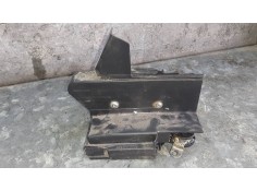 Recambio de cerradura puerta delantera derecha para dacia sandero referencia OEM IAM 805026816RF  