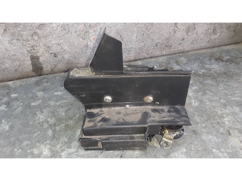 Recambio de cerradura puerta delantera derecha para dacia sandero referencia OEM IAM 805026816RF  