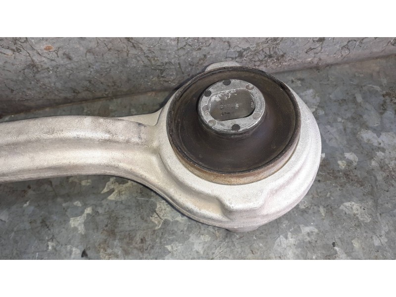 Recambio de brazo suspension delantero izquierdo para mercedes-benz clase c (w203) berlina referencia OEM IAM   