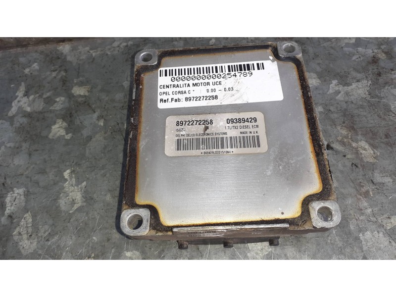 Recambio de centralita motor uce para opel corsa c referencia OEM IAM 8972272258 09389429 