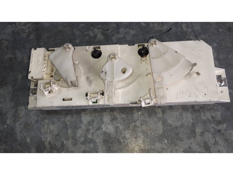 Recambio de mando calefaccion / aire acondicionado para renault twingo (co6) referencia OEM IAM 52479162  