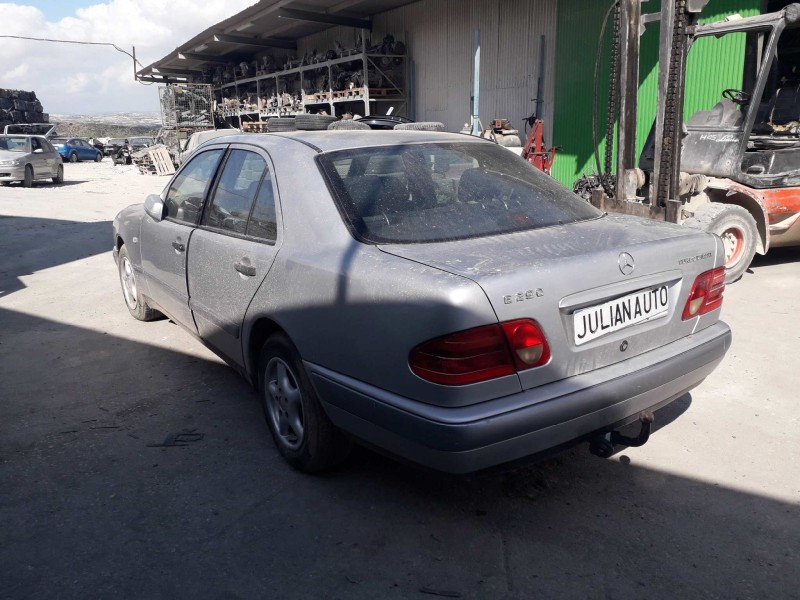 mercedes-benz clase e (w210) berlina diesel del año 1997