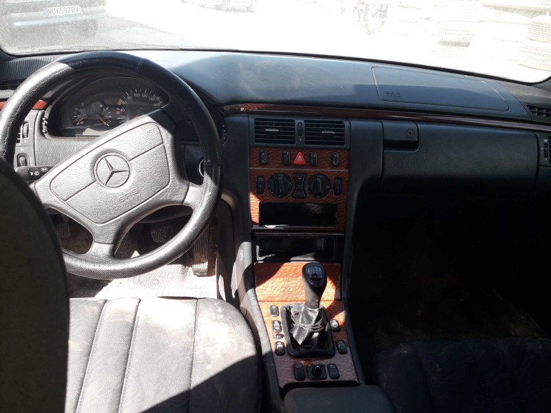 mercedes-benz clase e (w210) berlina diesel del año 1997