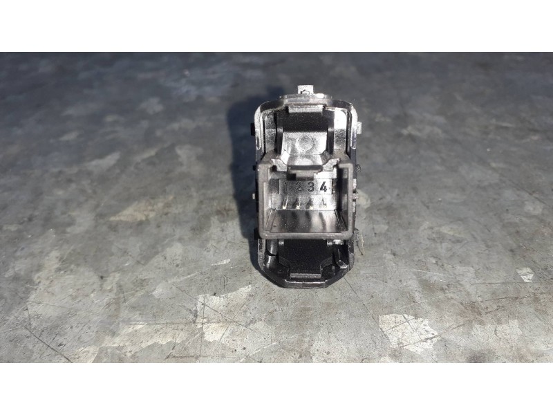 Recambio de mando elevalunas delantero derecho para ford focus lim. (cb8) referencia OEM IAM 10106516 10268894 