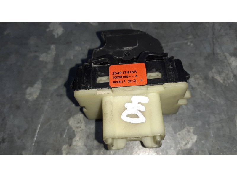 Recambio de elevalunas delantero derecho para dacia duster ambiance 4x2 referencia OEM IAM 254217475R 10023750A 