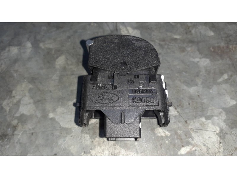 Recambio de mando elevalunas trasero izquierdo para volkswagen polo (9n3) referencia OEM IAM 10106516 10268894 