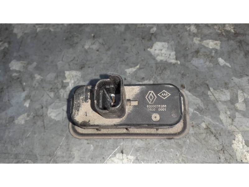 Recambio de maneta exterior maletero / porton para renault megane ii coupe/cabrio referencia OEM IAM 8200078256 88000001 
