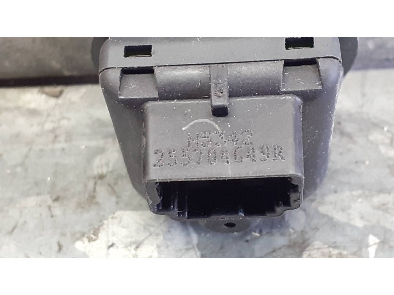 Recambio de mando retrovisor para dacia sandero referencia OEM IAM N5342 255704649R 