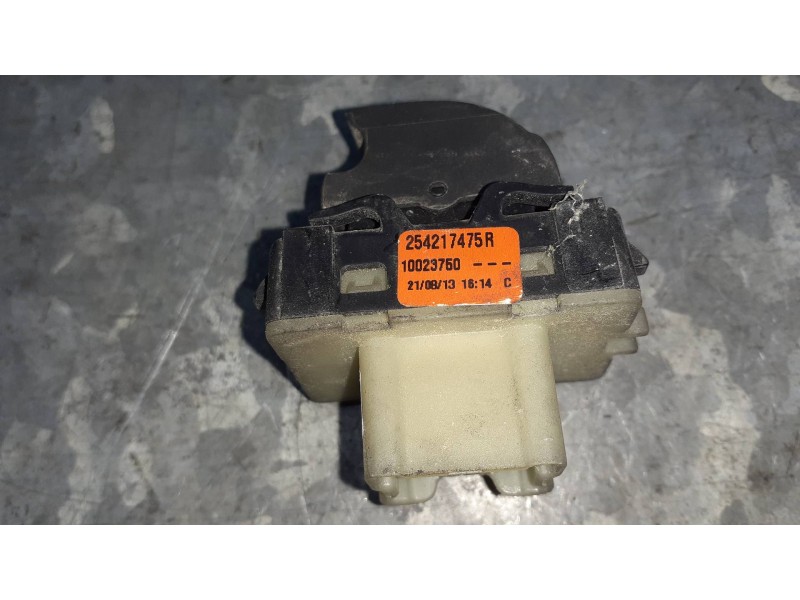 Recambio de mando elevalunas delantero derecho para renault kangoo (f/kc0) referencia OEM IAM 254217475R 10023750 