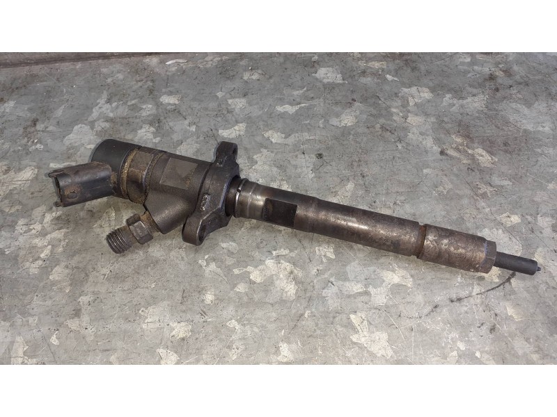 Recambio de inyector para peugeot 207 sport referencia OEM IAM 020061902328480  