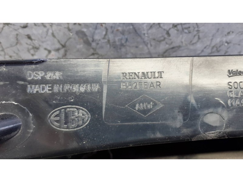 Recambio de piloto trasero derecho para dacia sandero referencia OEM IAM 265506669R 62421302 