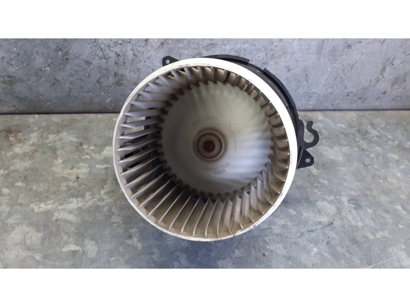 Recambio de motor calefaccion para dacia sandero referencia OEM IAM 5P3730100  